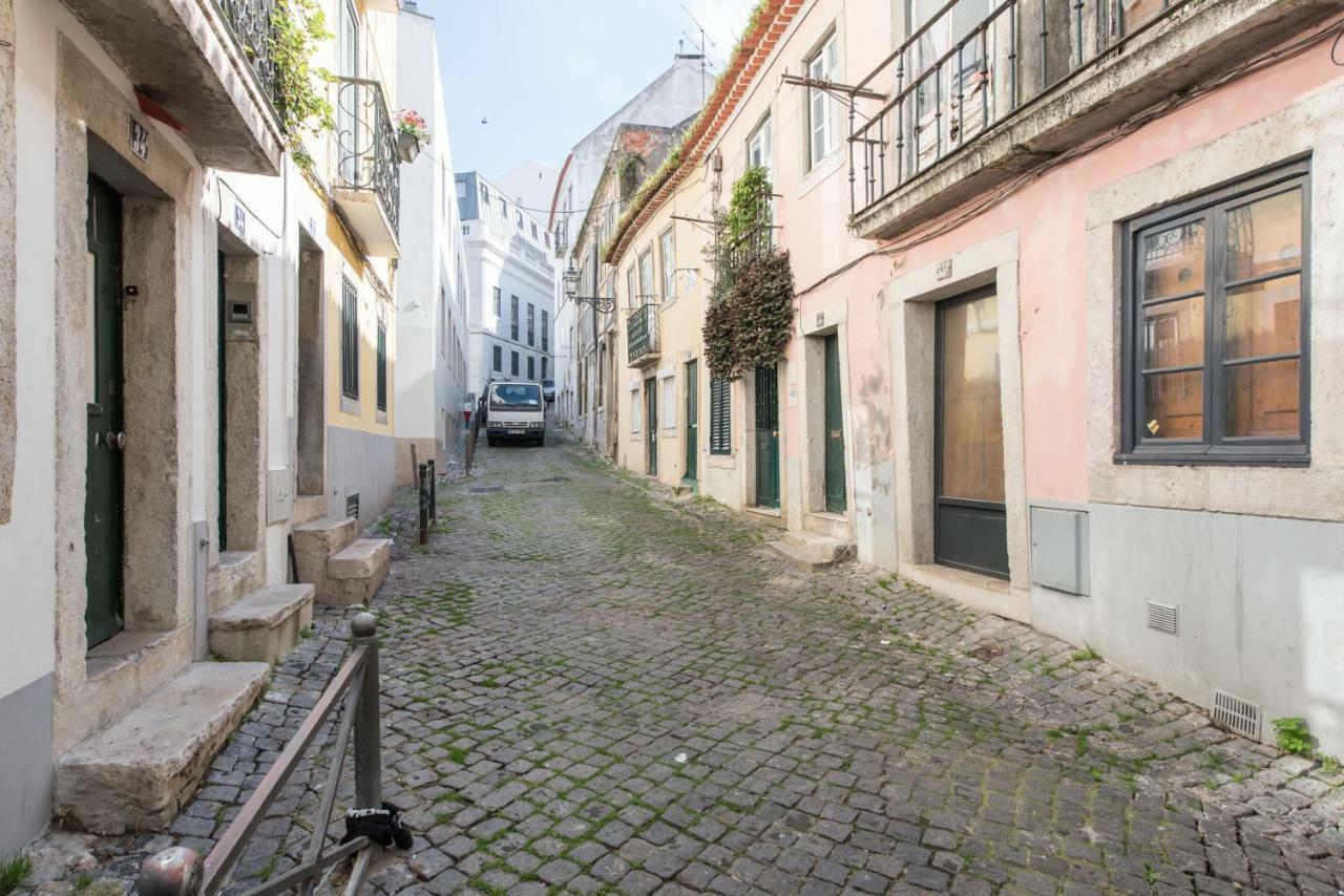Cozy Apartment In Bairro Alto Lisbon Bagian luar foto